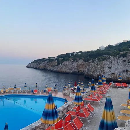 Townhouse With Pool In Salento, Puglia Villa Andrano